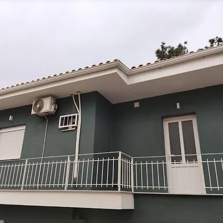 κοντά στην θάλασσα Holiday home