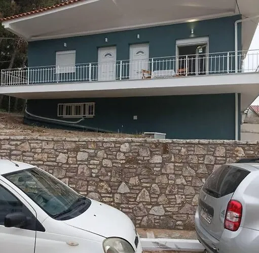 κοντά στην θάλασσα